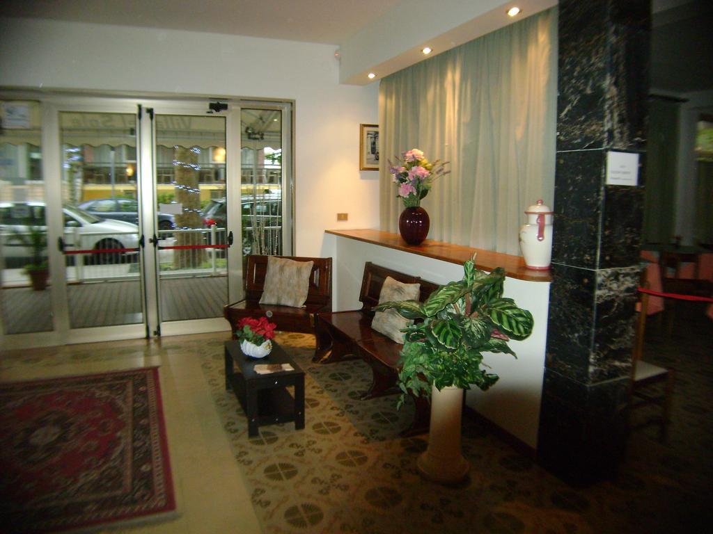 Hotel Villa Del Sole Rimini Luaran gambar