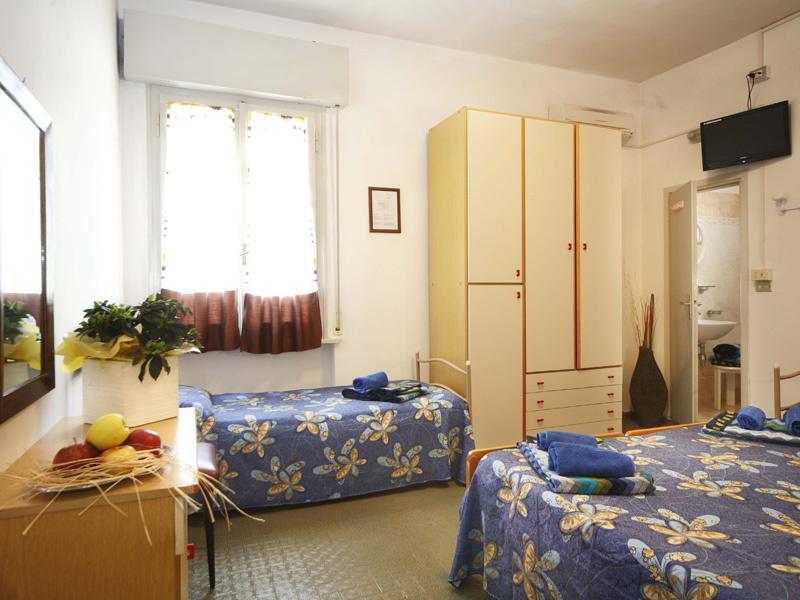 Hotel Villa Del Sole Rimini Luaran gambar